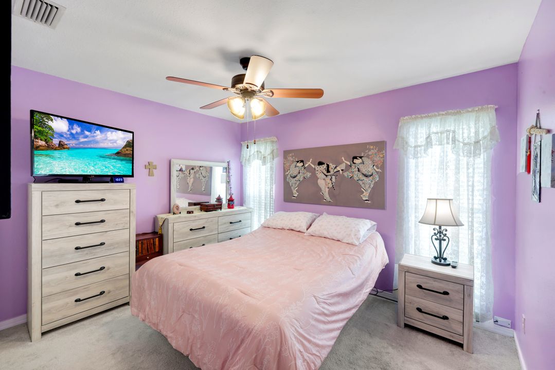 954 Jolly Rd, North Fort Myers, FL 33903