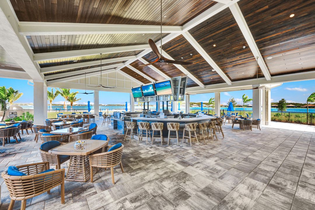 19184 Aqua Shore Dr, Fort Myers, FL 33913