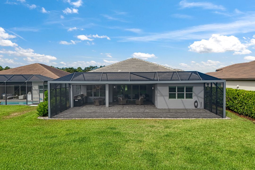 11698 Jasper Ct, Naples, FL 34120