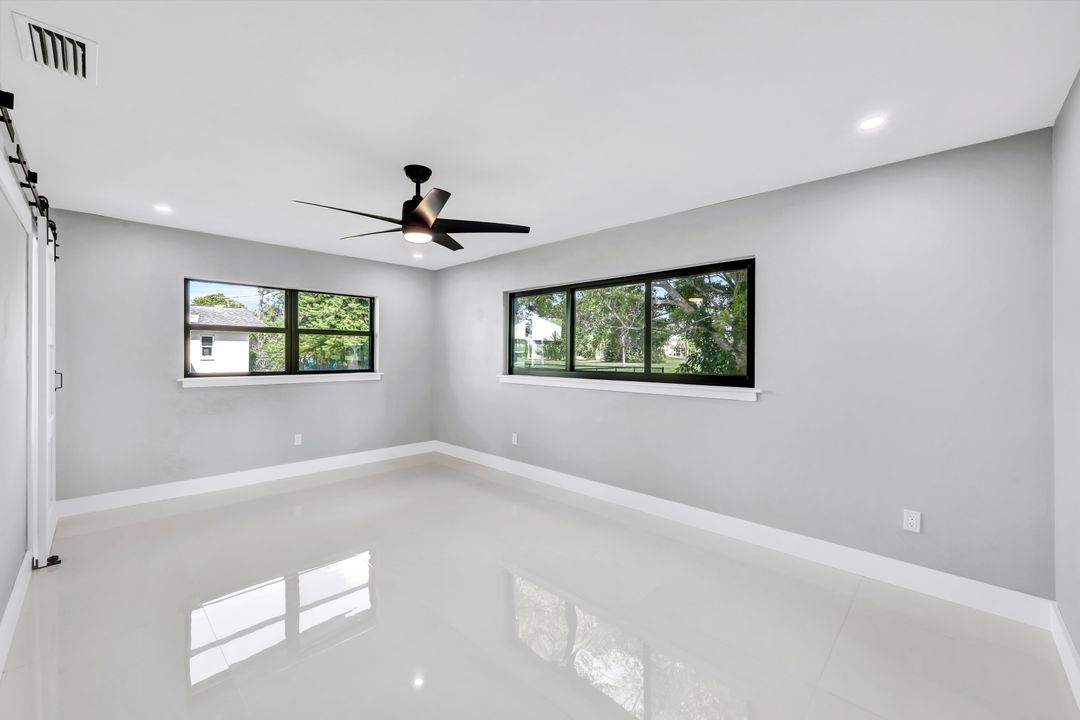 4173 29th Pl SW, Naples, FL 34116