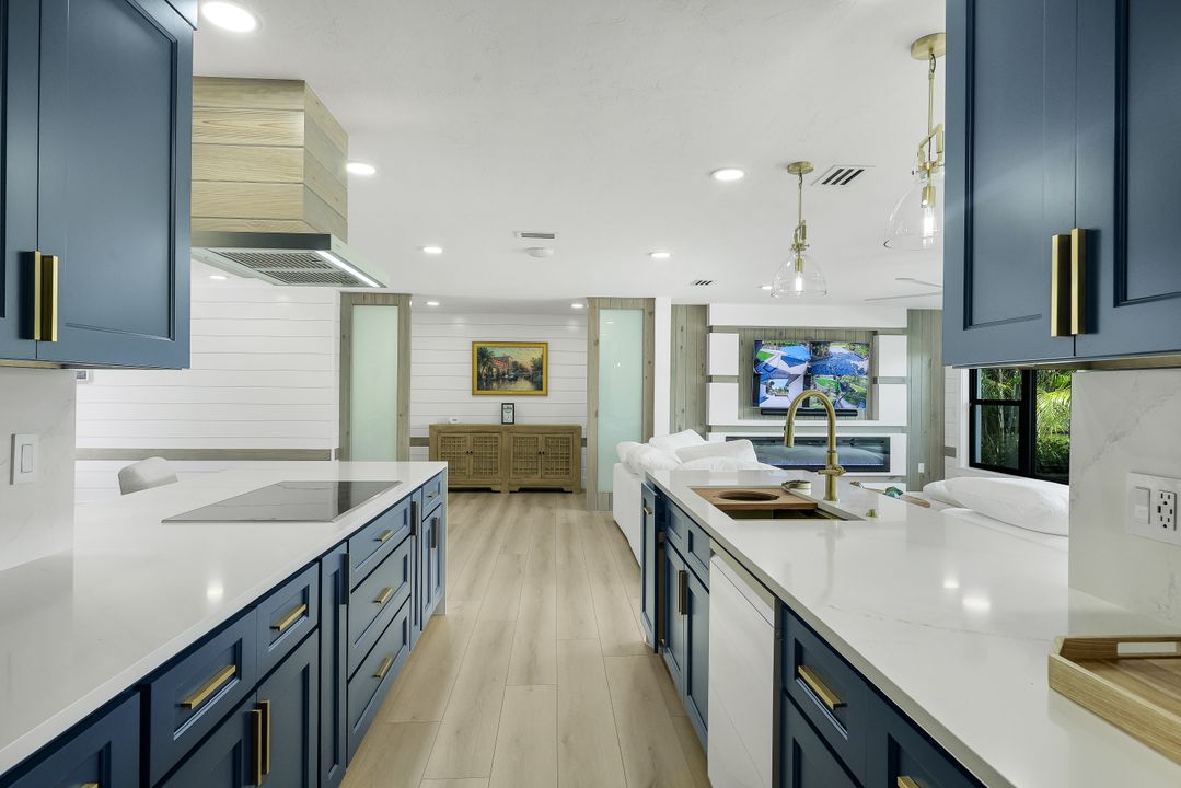 16340 Buccaneer St, Bokeelia, FL 33922