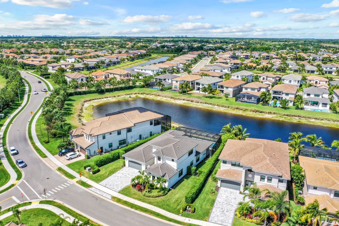 4509 Azalea Dr, Naples, FL 34119