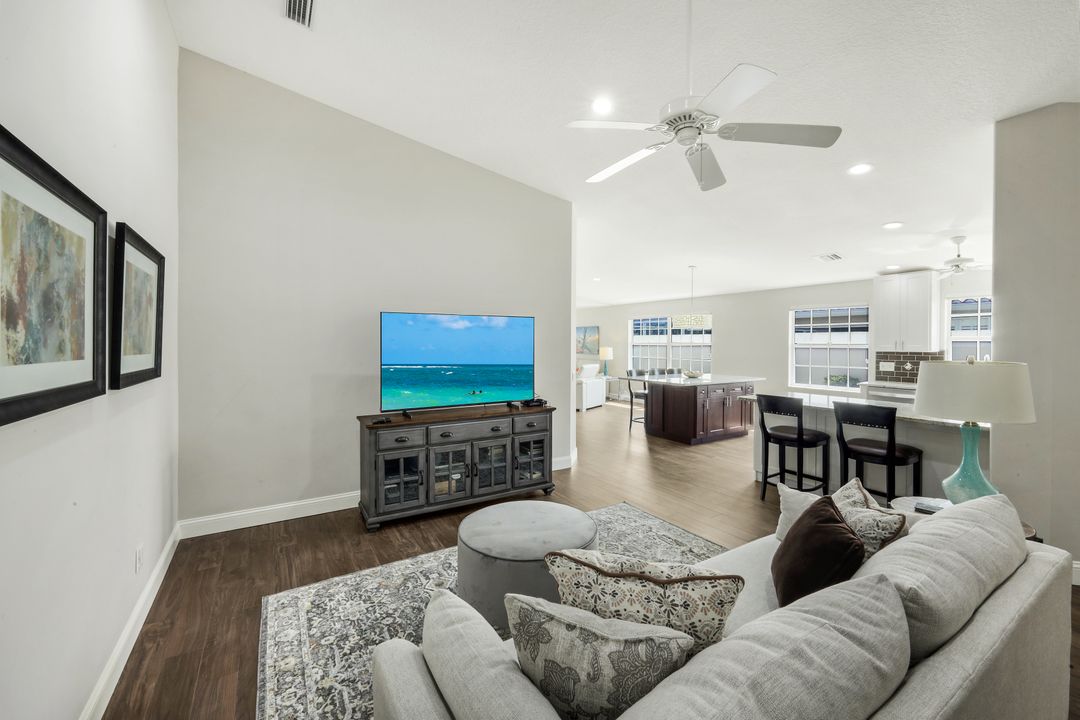 3604 El Verdado Ct, Naples, FL 34109