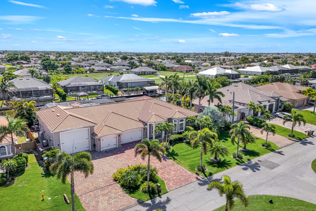 4025 SW 11th Ave, Cape Coral, FL 33914