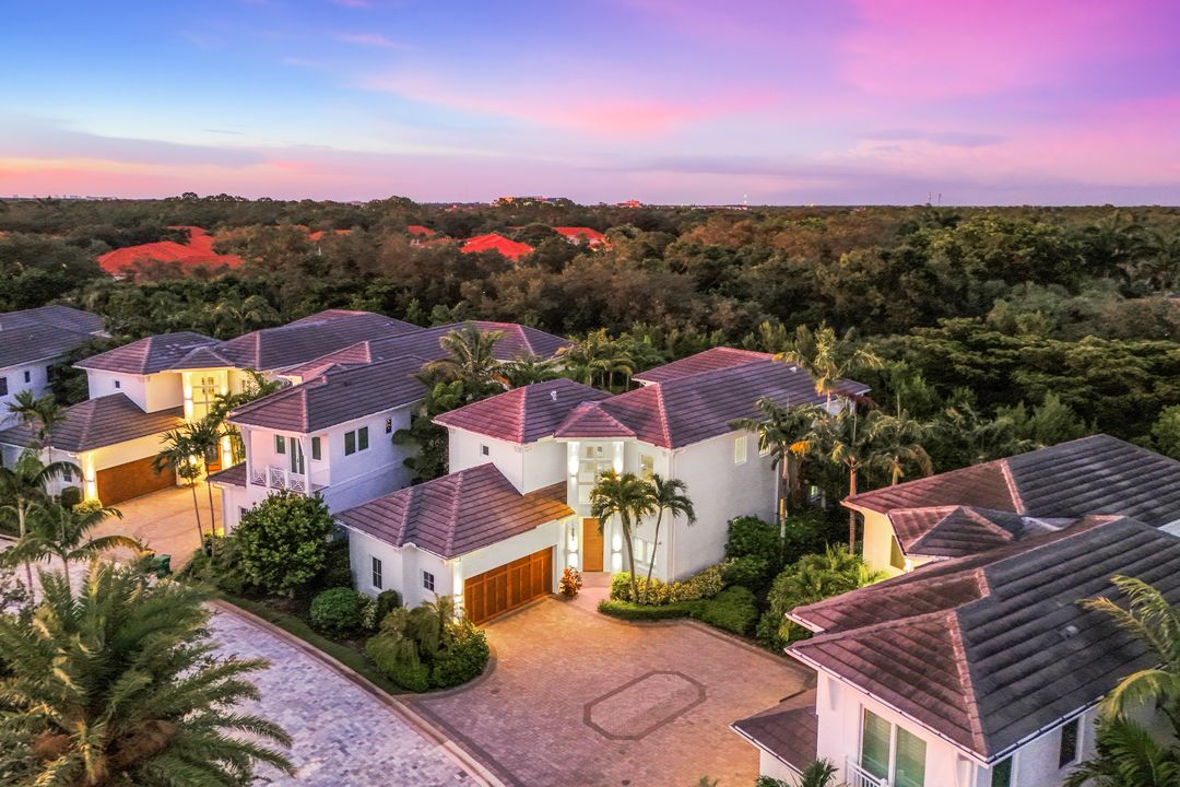 9161 Mercato Way, Naples, FL 34108