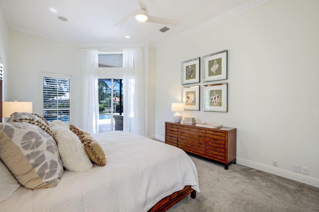 11819 Warbler Ct, Naples, FL 34119