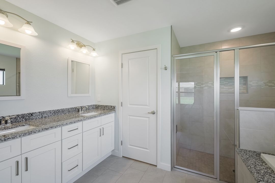 241 SW 31st St, Cape Coral, FL 33914