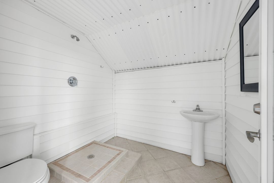 368 Germain Ave, Naples, FL 34108