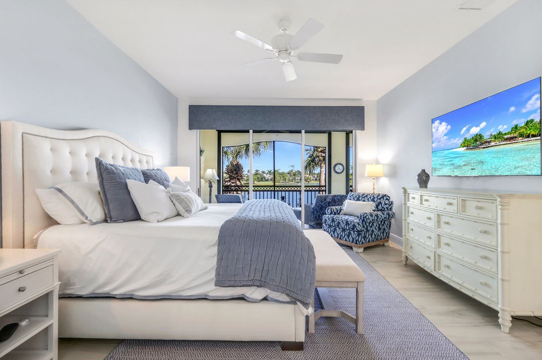 3715 Montreux Ln #204, Naples, FL 34114