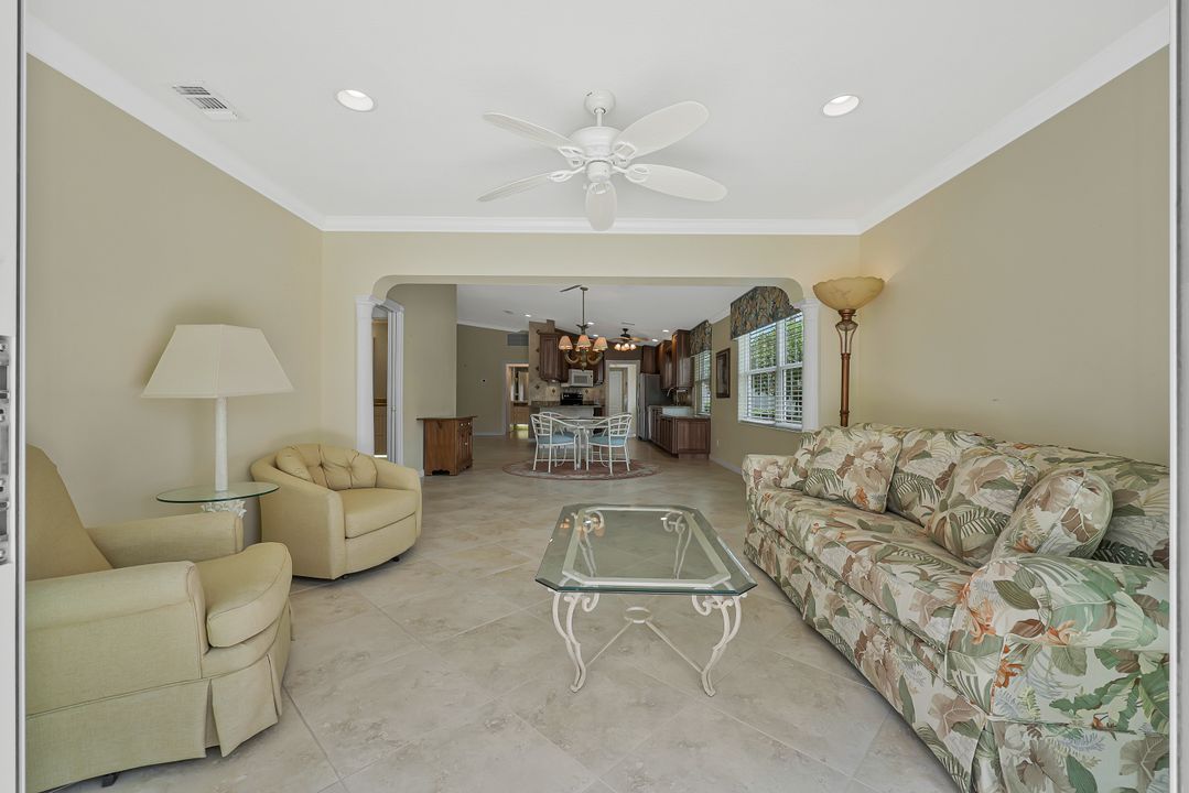 5386 Guadeloupe Way, Naples, FL 34119