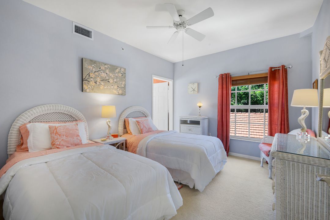 4500 Botanical Pl Cir #107, Naples, FL 34112