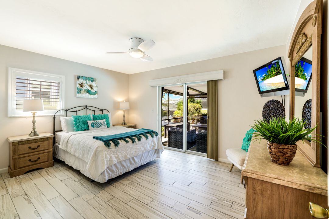 20 Hickory Ct, Marco Island, FL 34145