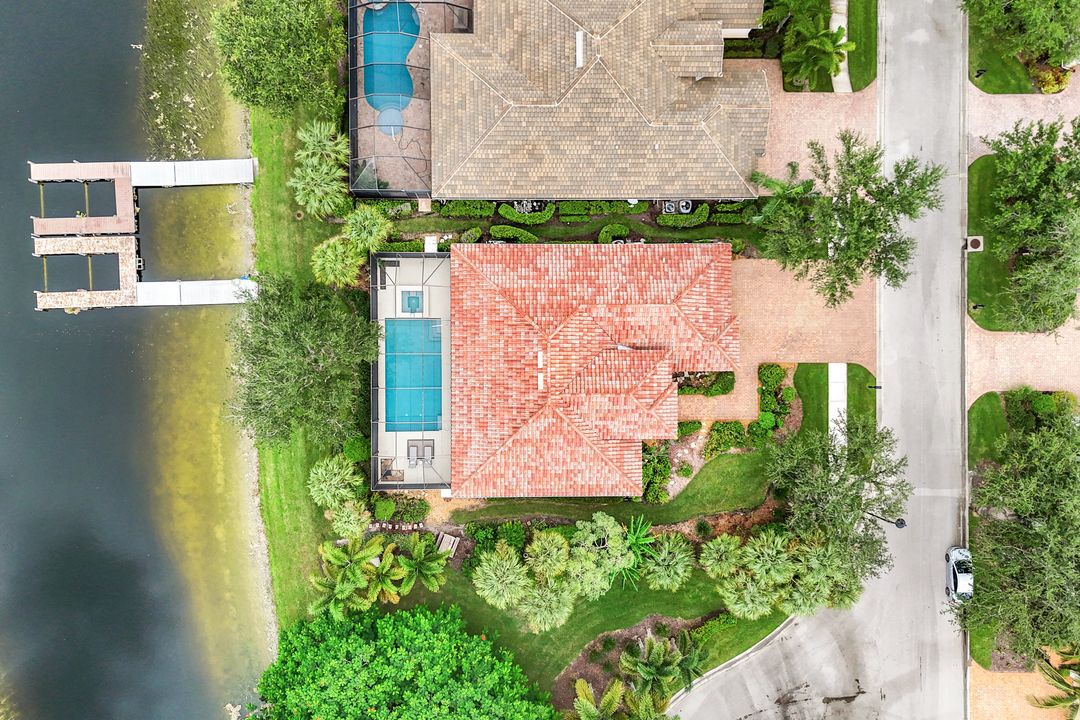 8776 Hideaway Harbor Ct, Naples, FL 34120