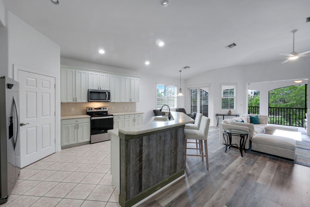 1277 Rialto Way #201, Naples, FL 34114