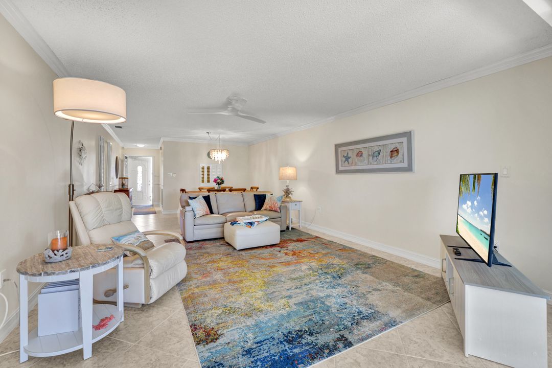 325 Charlemagne Blvd #C204, Naples, FL 34112