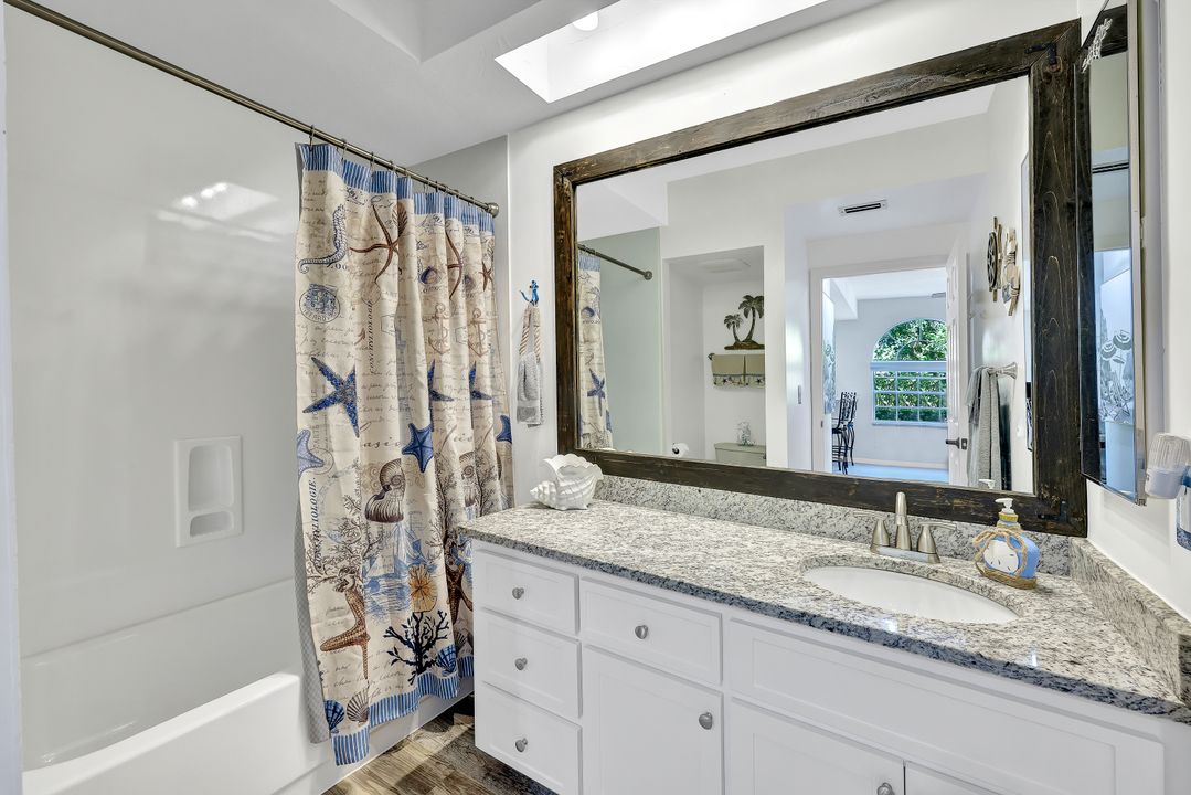 3819 SE 11th Pl, Cape Coral, FL 33904