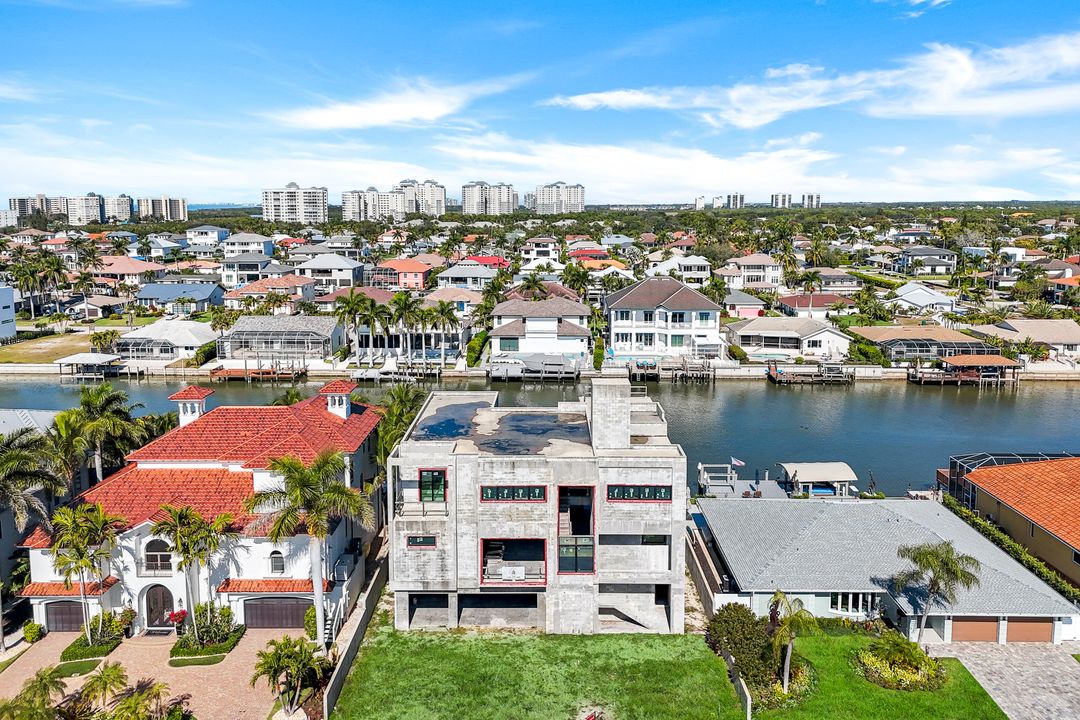 415 Seabee Ave, Naples, FL 34108