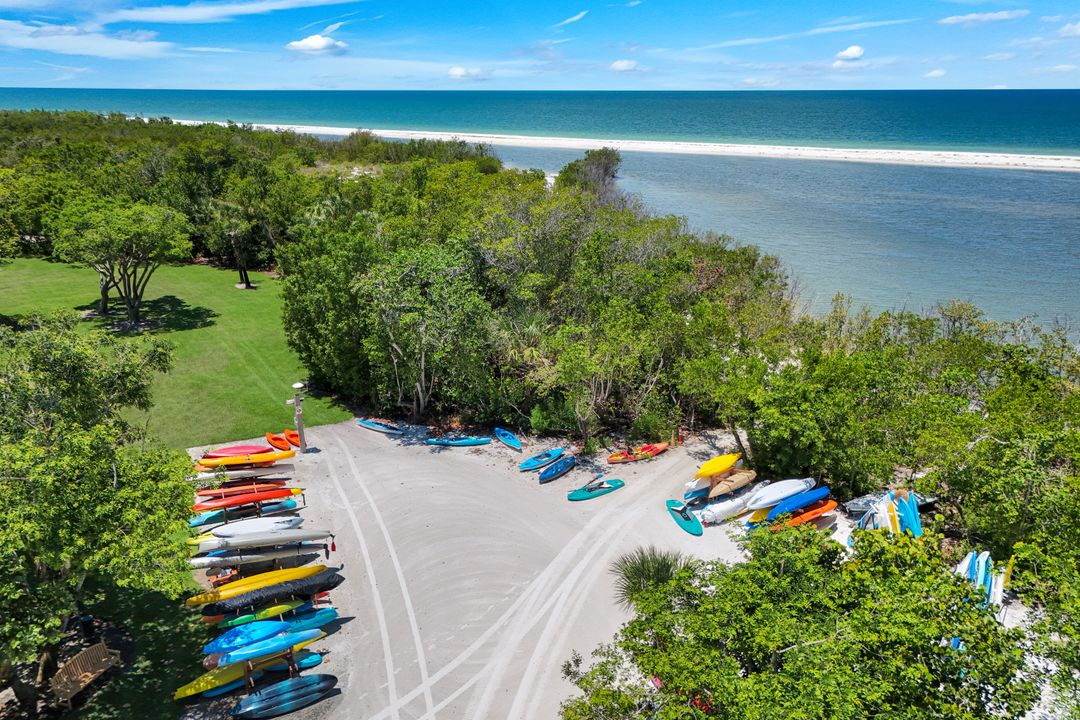 834 Hideaway Cir W, Marco Island, FL 34145