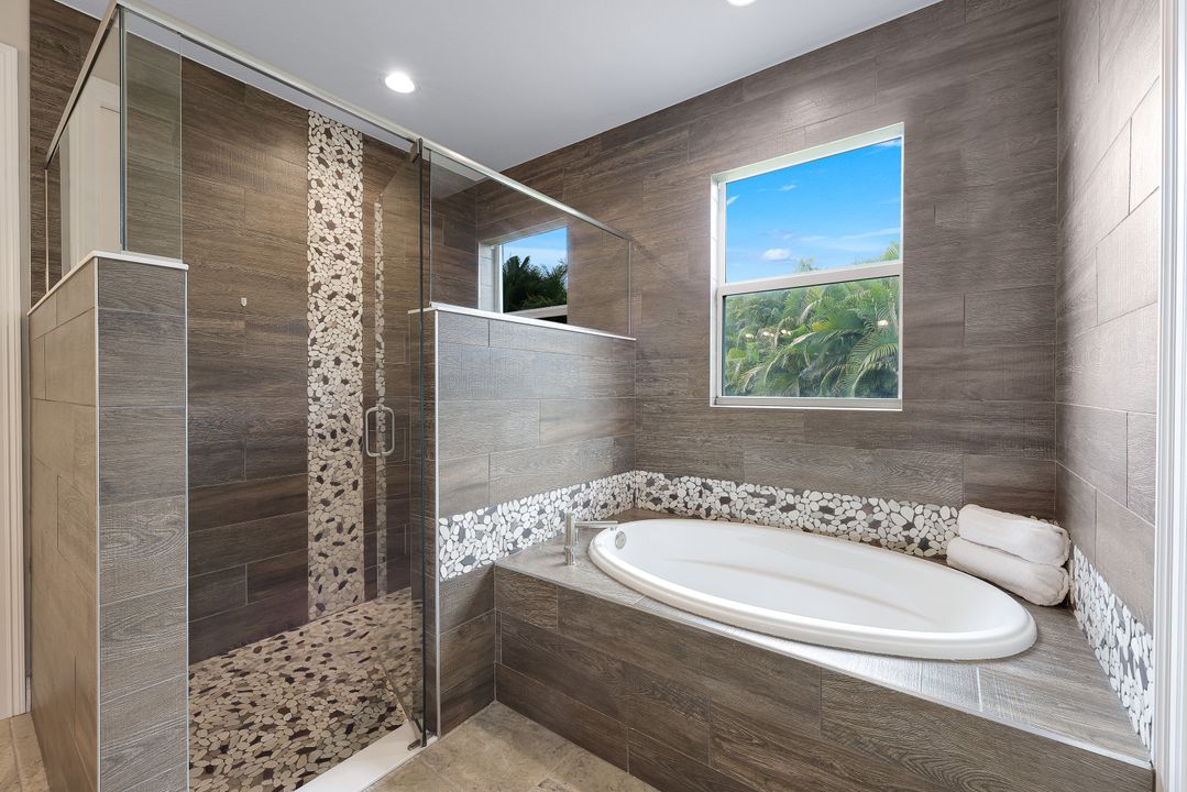 1927 SW 47th Terrace, Cape Coral, FL 33914