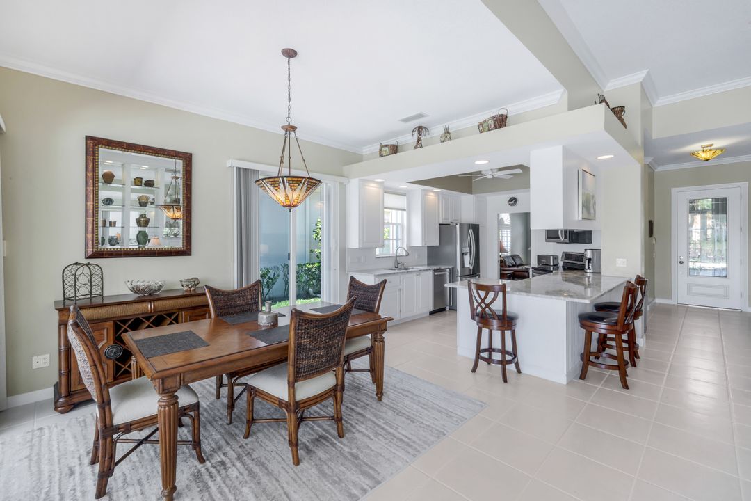3774 Whidbey Way, Naples, FL 34119
