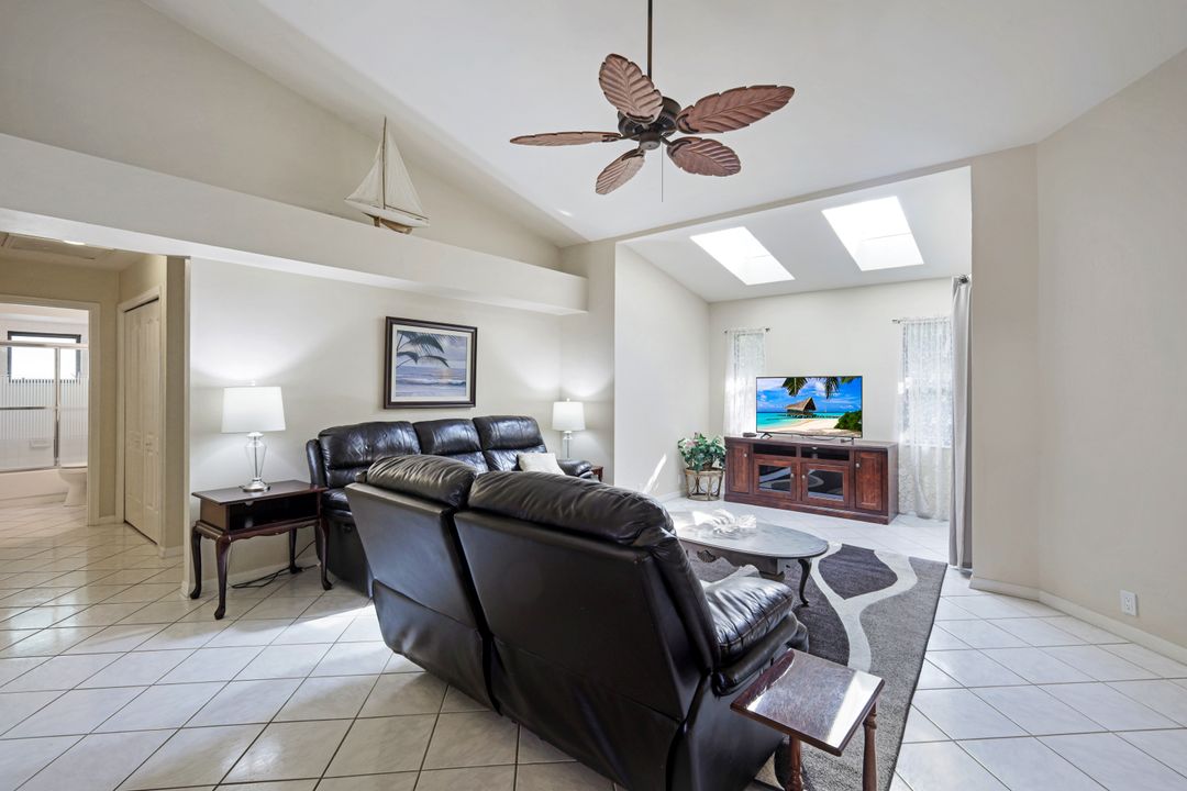 13226 Greywood Cir, Fort Myers, FL 33966