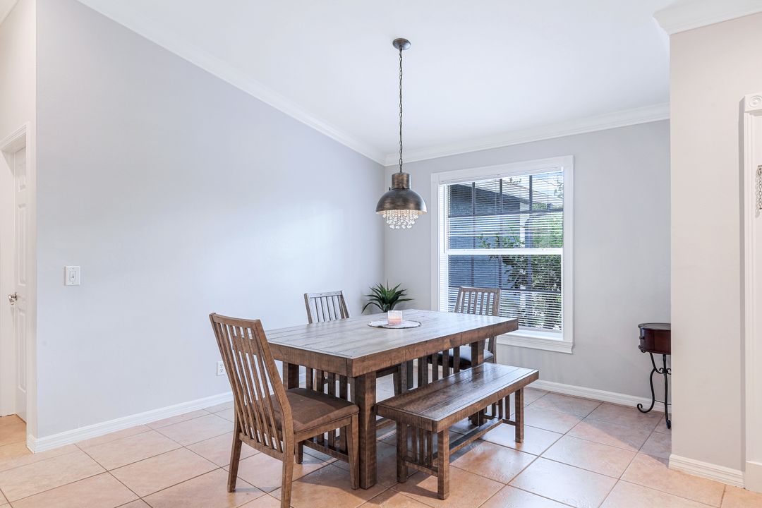 4295 14th St NE, Naples, FL 34120