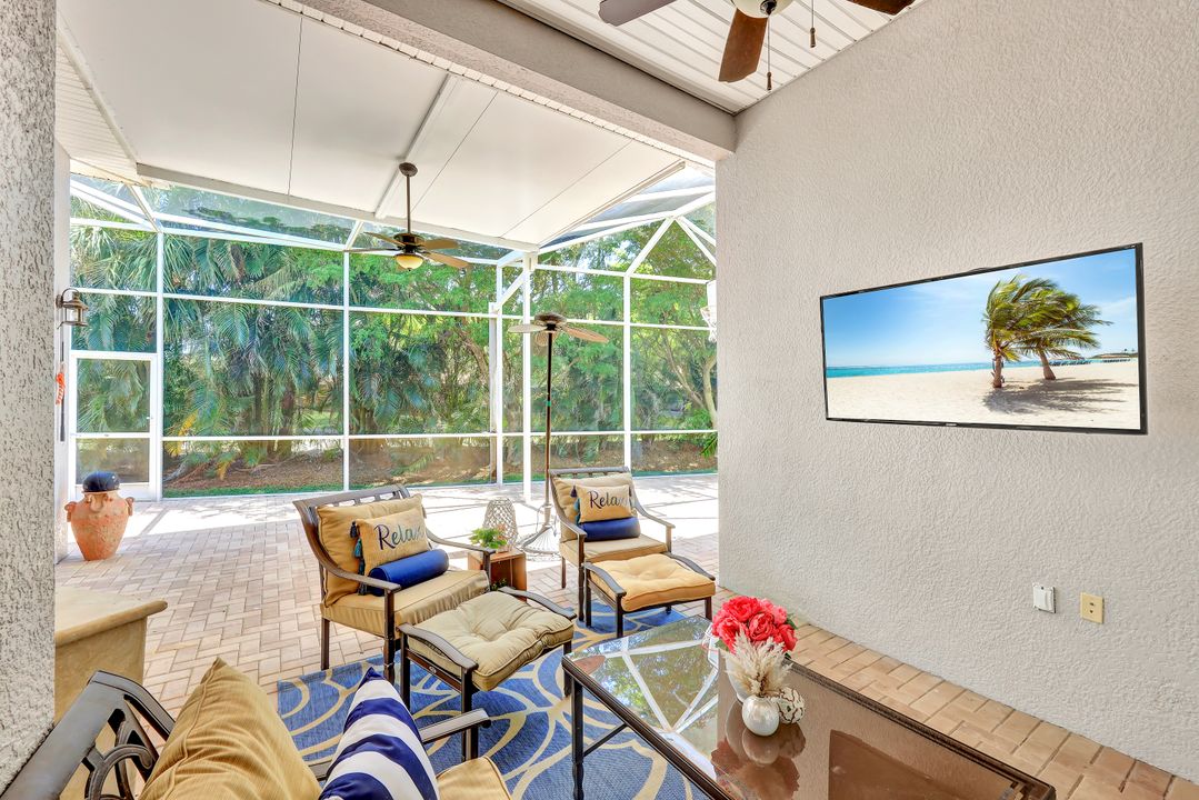 8910 Paseo De Valencia St, Fort Myers, FL 33908