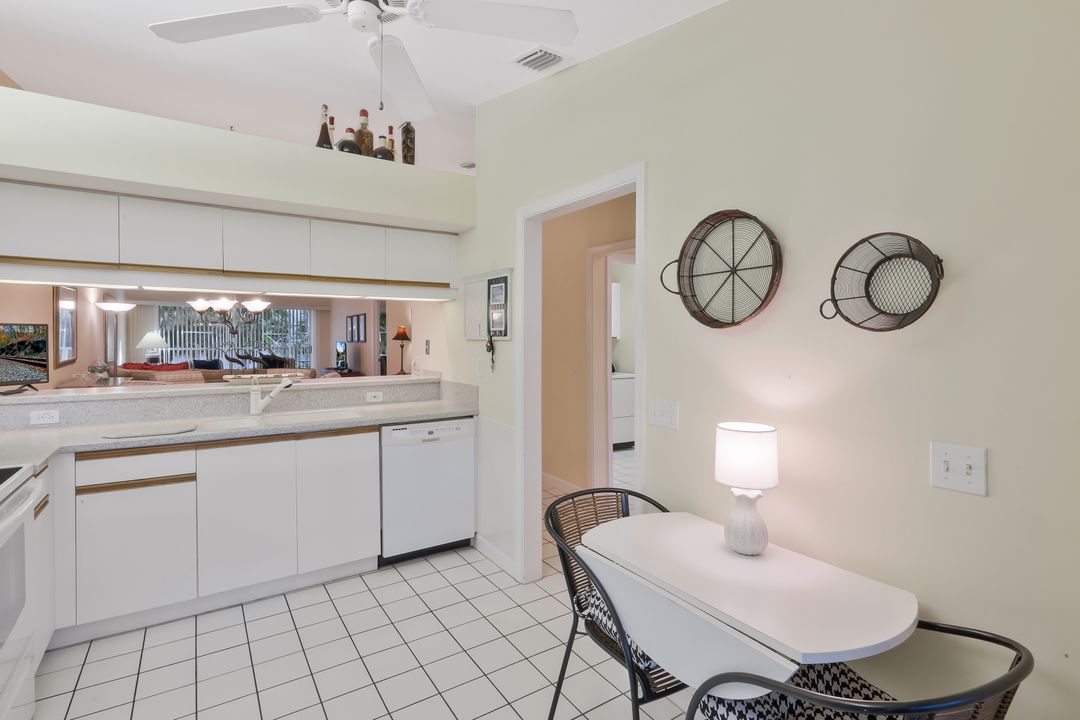 2305 Hidden Lake Dr #3704, Naples, FL 34112