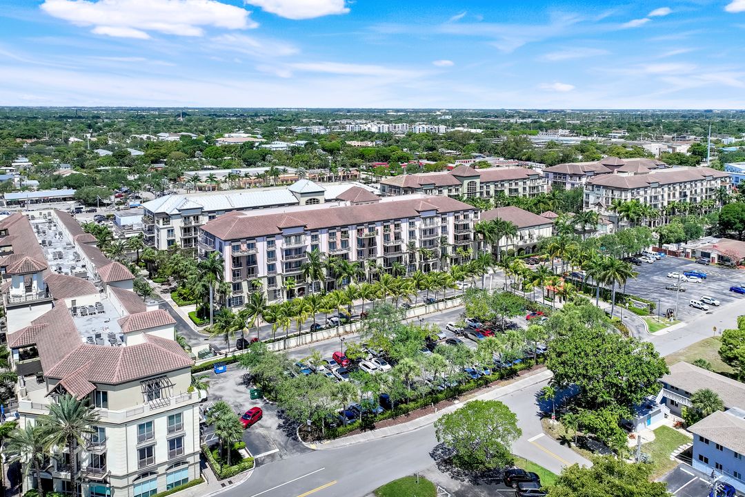 2631 NE 14th Ave #200, Wilton Manors, FL 33334