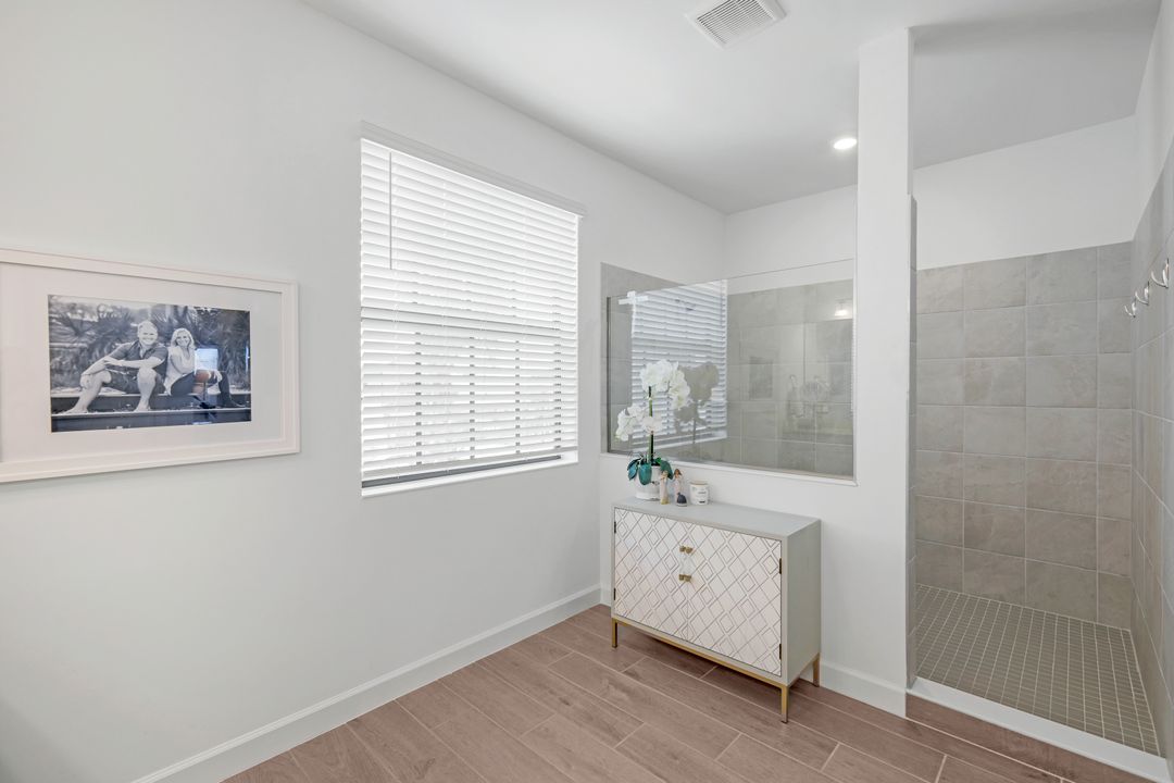 10817 Timber Creek Dr, Fort Myers, FL 33913