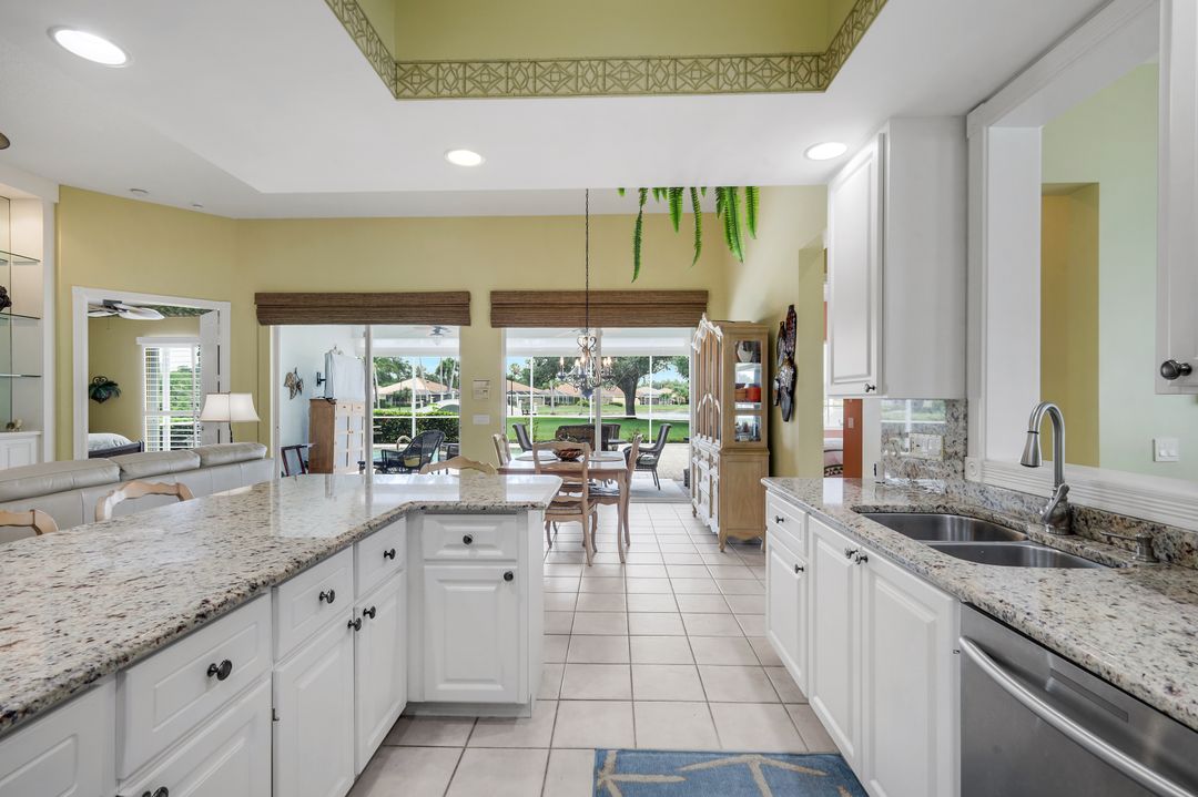 5855 Charlton Way, Naples, FL 34119