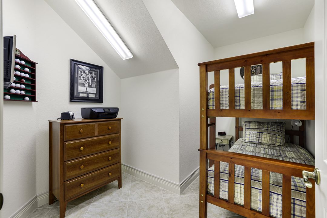 6446 Legacy Cir #102, Naples, FL 34113