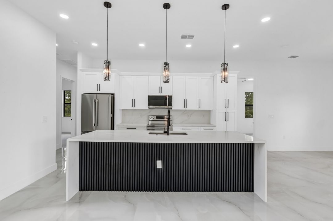 1315 Cortez Ave, Lehigh Acres, FL 33972