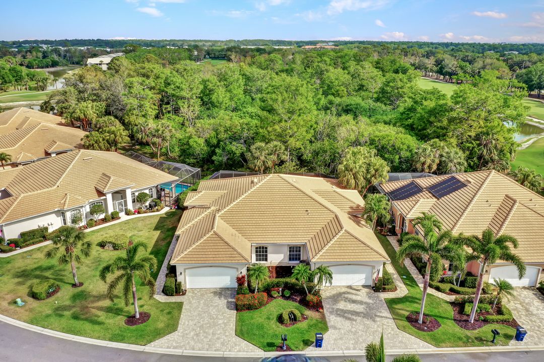 12715 Fox Ridge Dr, Bonita Springs, FL 34135