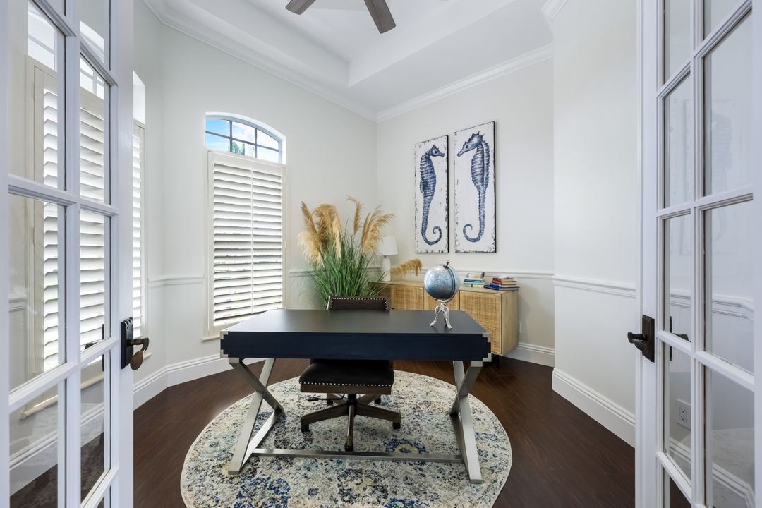 466 Clifton Ct, Marco Island, FL 34145
