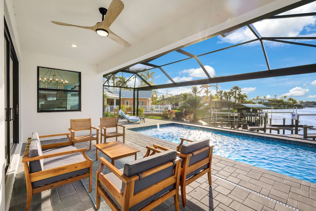 5244 Agualinda Blvd, Cape Coral, FL 33914