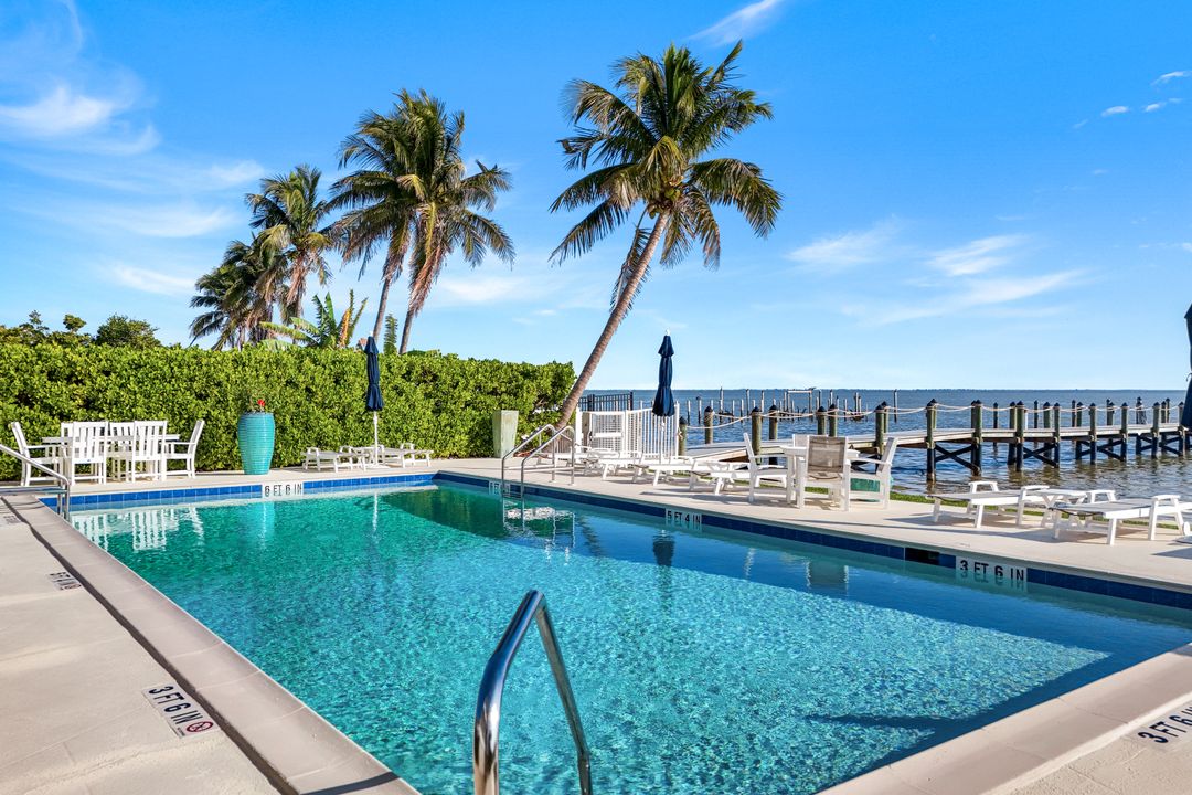 11410 Old Lodge Ln #2B, Captiva, FL 33924