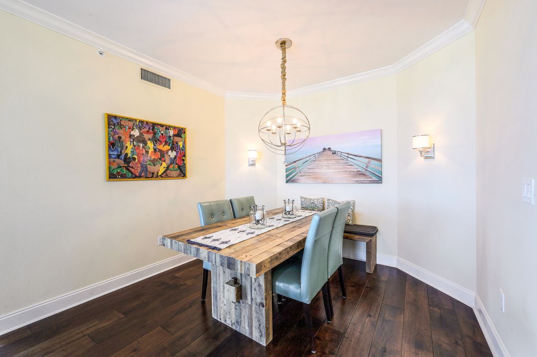 315 Dunes Blvd #PH-6, Naples, FL 34110