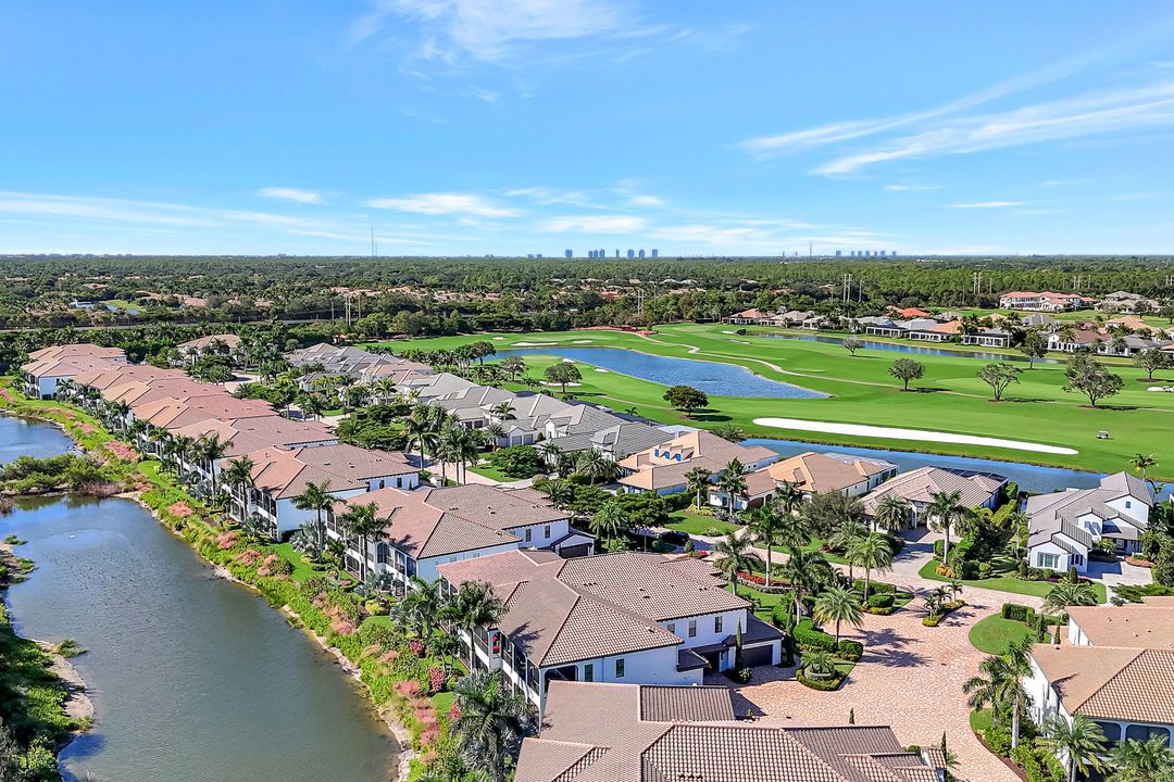 16350 Corsica Way #202, Naples, FL 34110