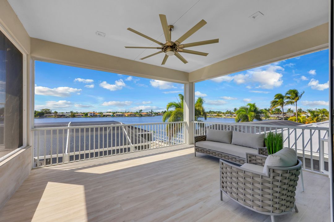 5020 Pelican Blvd, Cape Coral, FL 33914