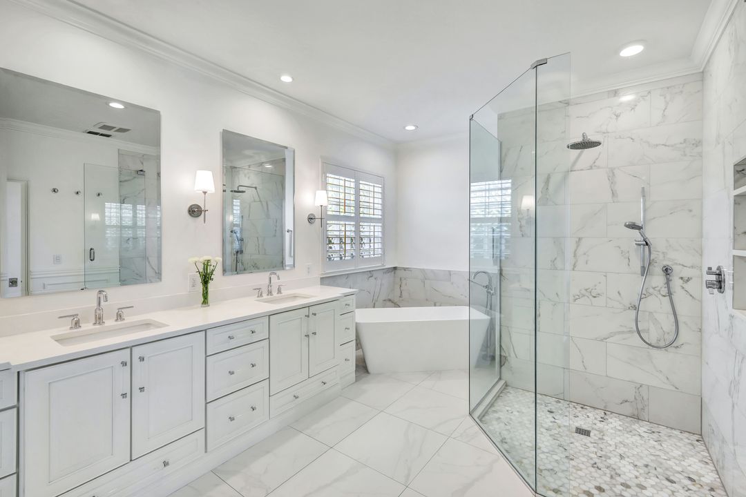 8019 San Simeon, Naples, FL 34109