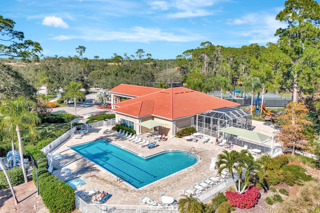 6151 Ashwood Ln, Naples, FL 34110