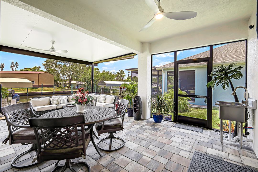 2214 Isle of Pines Ave, Fort Myers, FL 33905