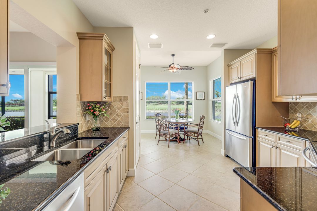 9217 Quartz Ln #102, Naples, FL 34120