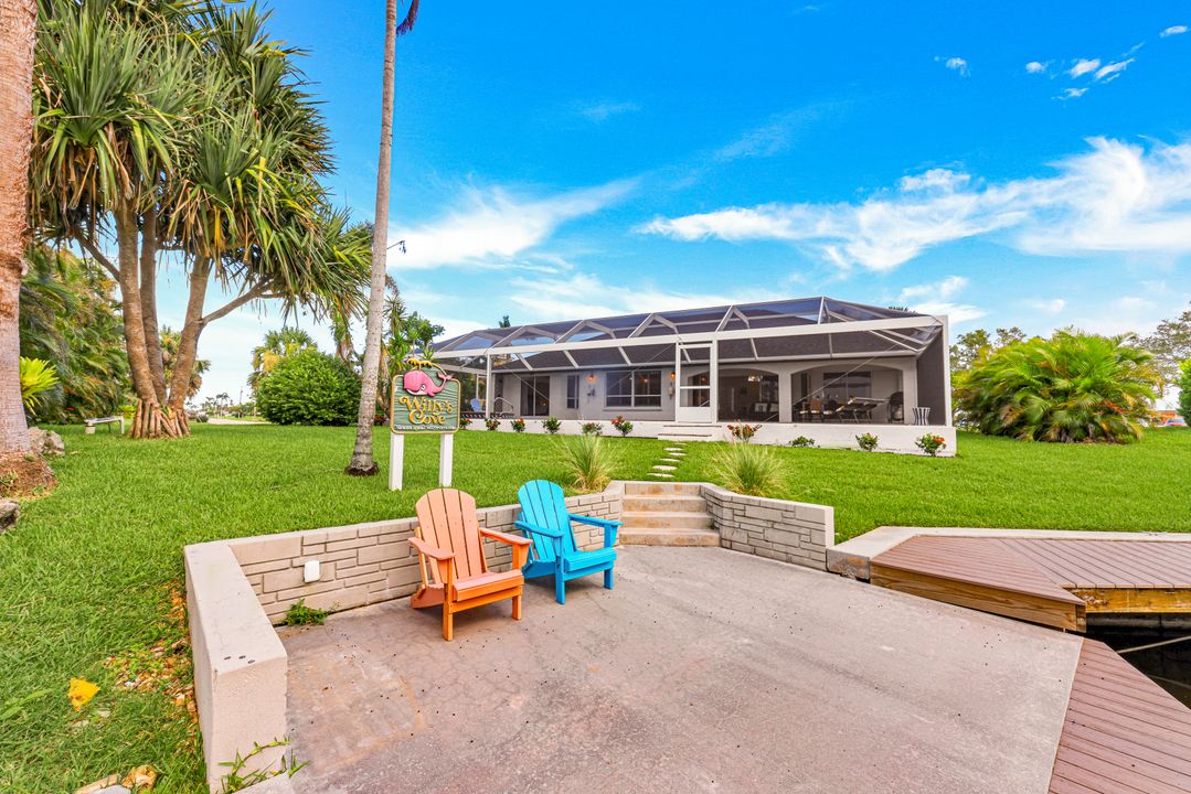 4913 SW 17th Pl, Cape Coral, FL 33914