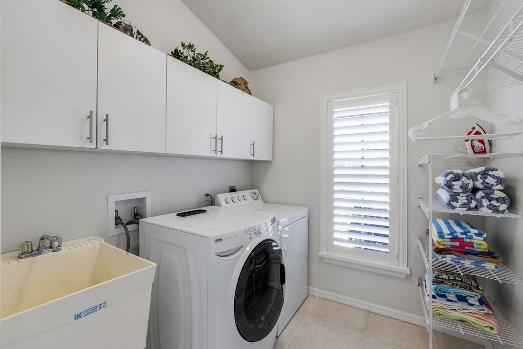 340 Hazelcrest St, Marco Island, FL 34145
