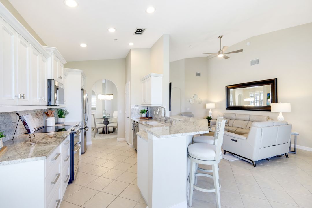 3048 Horizon Ln #1108, Naples, FL 34109