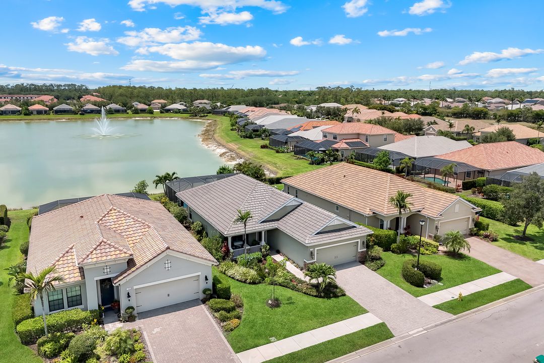 3620 Canopy Cir, Naples, FL 34120