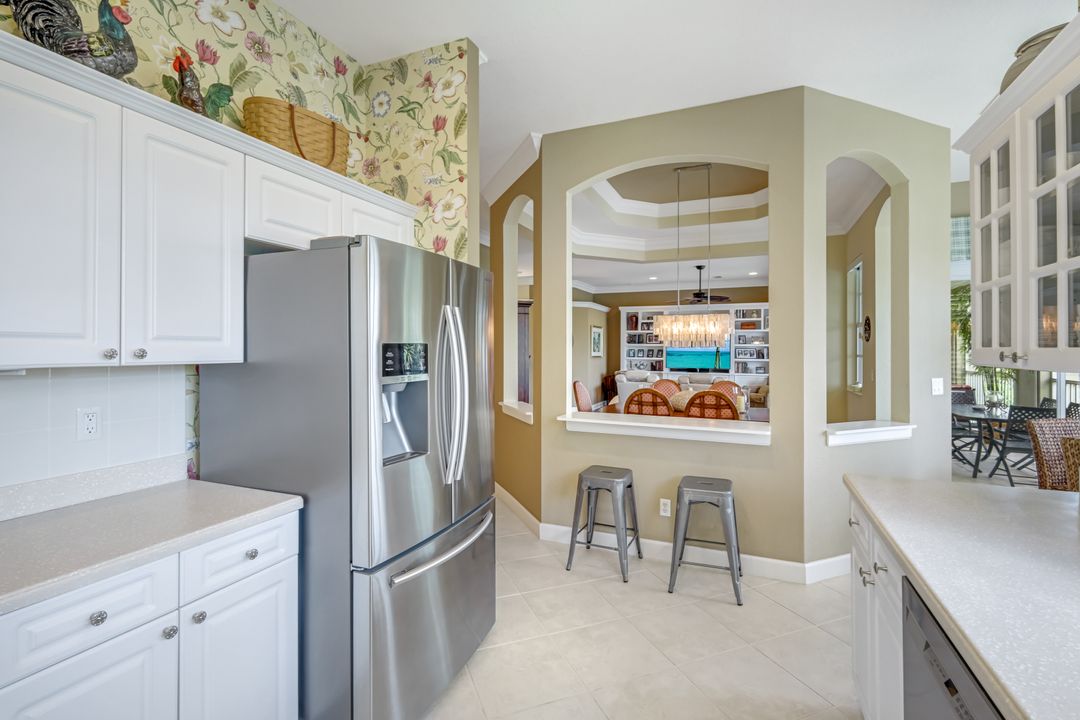 9687 Cypress Hammock Cir #202, Bonita Springs, FL 34135