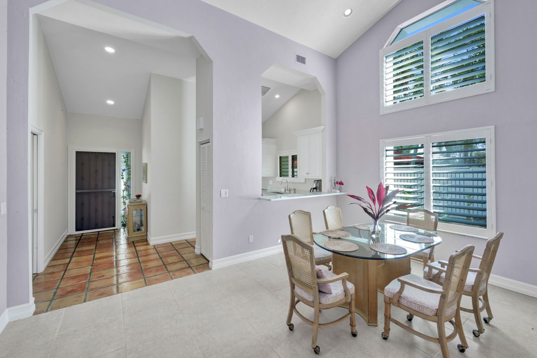 202 Bears Paw Trail, Naples, FL 34105